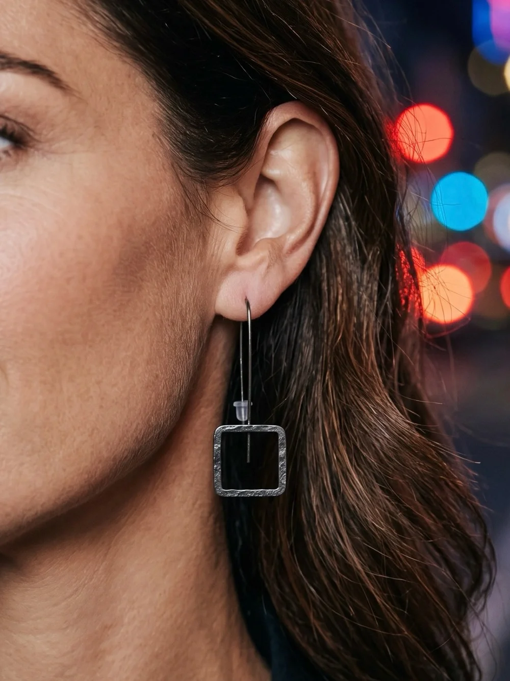 🩶Minimalist Hammered Gunmetal Square Drop Earrings/NWOT🩶